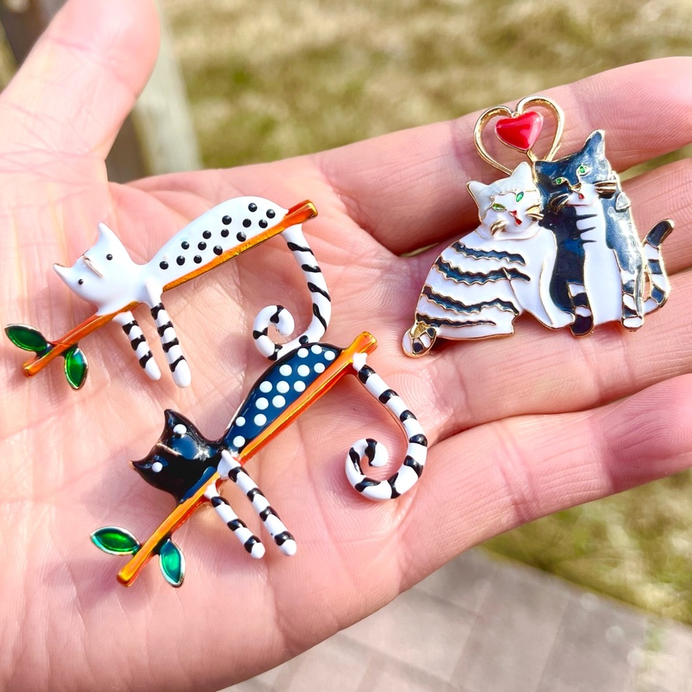 Cat brooches Cat pins